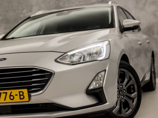 Ford Focus 1.0 EcoBoost Titanium (APPLE CARPLAY, GROOT NAVI, STUUR/STOELVERWARMING, KEYLESS, SPORTSTOELEN, G... ActivLease financial lease