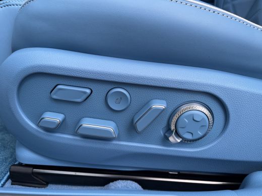 Genesis GV60 84 kWh 490pk Luxury AWD | V2L | Nappa Leder | Bang & Olufsen | 21" Lichtmetaal | Panoramadak | Co... ActivLease financial lease