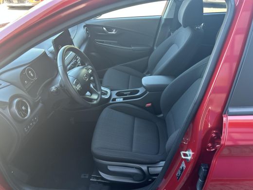 Hyundai Kona 1.6 GDI HEV Fashion |Trekhaak | Cruisecontrol | Navigatiesysteem | Achterruitrijcamera | Lichtmet... ActivLease financial lease