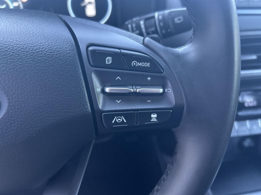 Hyundai Kona 1.6 GDI HEV Fashion |Trekhaak | Cruisecontrol | Navigatiesysteem | Achterruitrijcamera | Lichtmet... ActivLease financial lease