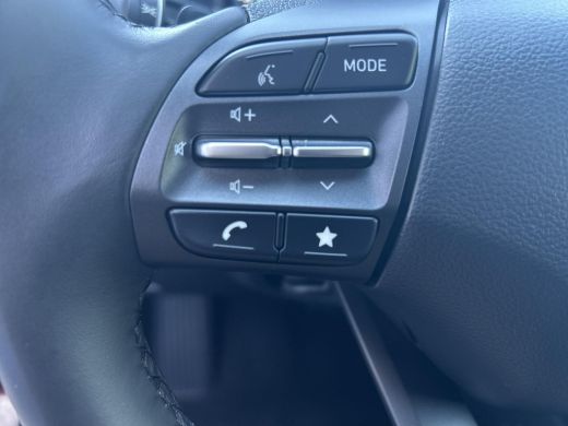 Hyundai Kona 1.6 GDI HEV Fashion |Trekhaak | Cruisecontrol | Navigatiesysteem | Achterruitrijcamera | Lichtmet... ActivLease financial lease