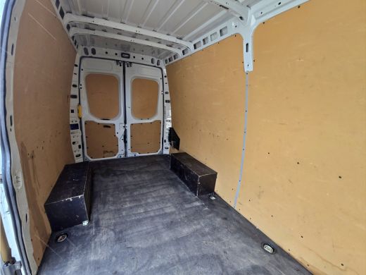 Iveco Daily 35S14V 352L H2 - Euro 6 - 140 Pk - Dubbel Lucht - Airco - Cruise Control ActivLease financial lease