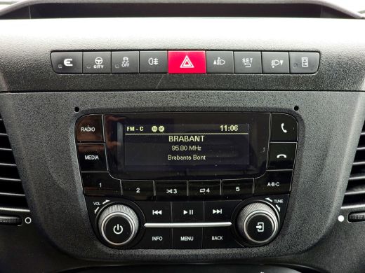 Iveco Daily 35S14V 352L H2 - Euro 6 - 140 Pk - Dubbel Lucht - Airco - Cruise Control ActivLease financial lease