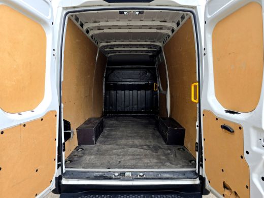 Iveco Daily 35S14V 352L H2 - Euro 6 - 140 Pk - Dubbel Lucht - Airco - Cruise Control ActivLease financial lease