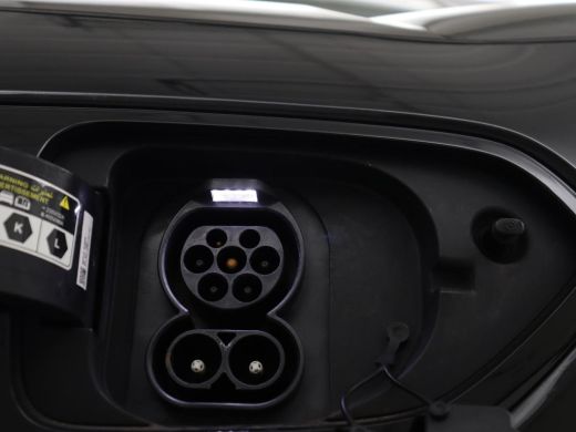 Kia e-Niro | SOH 95.2% | Panoramadak | Half Leder | Adaptive cruise | Stuur/stoel verwarming | Camera | Park... ActivLease financial lease
