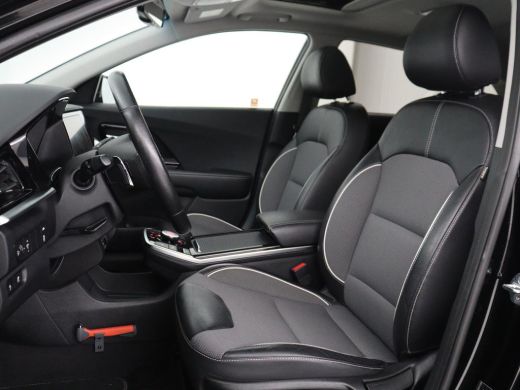 Kia e-Niro | SOH 95.2% | Panoramadak | Half Leder | Adaptive cruise | Stuur/stoel verwarming | Camera | Park... ActivLease financial lease