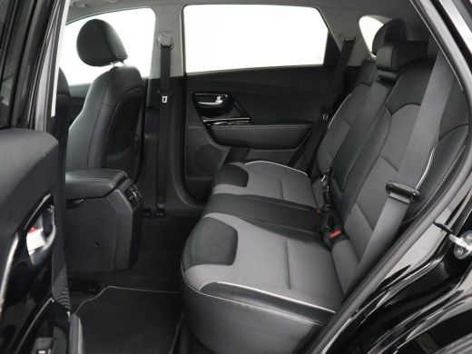 Kia e-Niro | SOH 95.2% | Panoramadak | Half Leder | Adaptive cruise | Stuur/stoel verwarming | Camera | Park... ActivLease financial lease