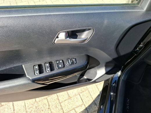 Kia Picanto 1.0 DPi DynamicLine | cruise control | camera | all season banden | airco | ActivLease financial lease
