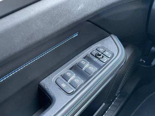 Lynk & Co 01 1.5 261PK | 360 camera | Pano | Memory | Adap. Cruise ActivLease financial lease