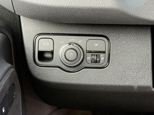 Mercedes-Benz eSprinter eSprinter 312 55kWh L2H2 Elektrisch 145km WLTP 92,5% (SOH) 80kw Snelladen Climate Control Camera ActivLease financial lease
