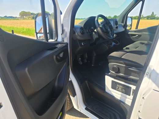 Mercedes-Benz Sprinter 315 1.9 CDI L2H2 RWD - Euro 6 - 150 Pk - MBUX - ParkeerCamera - Airco - Cruise Control ActivLease financial lease