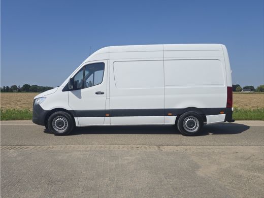 Mercedes-Benz Sprinter 315 1.9 CDI L2H2 RWD - Euro 6 - 150 Pk - MBUX - ParkeerCamera - Airco - Cruise Control ActivLease financial lease