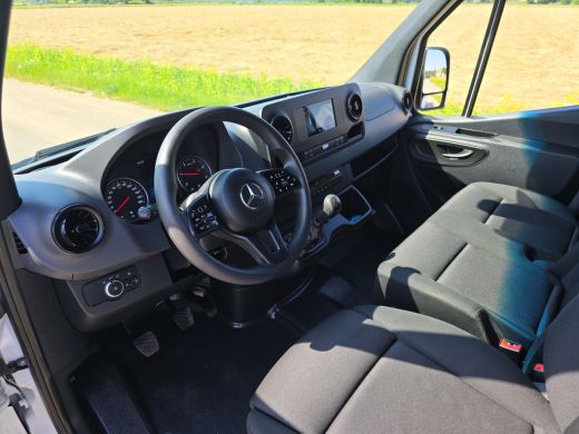 Mercedes-Benz Sprinter 315 1.9 CDI L2H2 RWD - Euro 6 - 150 Pk - MBUX - ParkeerCamera - Airco - Cruise Control ActivLease financial lease