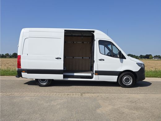 Mercedes-Benz Sprinter 315 1.9 CDI L2H2 RWD - Euro 6 - 150 Pk - MBUX - ParkeerCamera - Airco - Cruise Control ActivLease financial lease