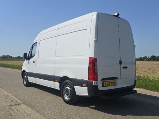 Mercedes-Benz Sprinter 315 1.9 CDI L2H2 RWD - Euro 6 - 150 Pk - MBUX - ParkeerCamera - Airco - Cruise Control ActivLease financial lease
