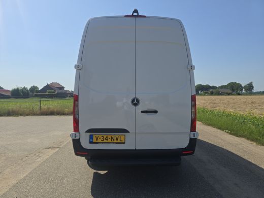 Mercedes-Benz Sprinter 315 1.9 CDI L2H2 RWD - Euro 6 - 150 Pk - MBUX - ParkeerCamera - Airco - Cruise Control ActivLease financial lease