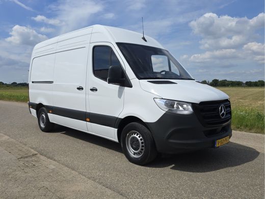 Mercedes-Benz Sprinter 315 1.9 CDI L2H2 RWD - Euro 6 - AUTOMAAT - 150 Pk - MBUX - ParkeerCamera - ActivLease financial lease