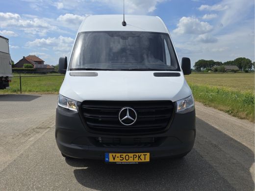 Mercedes-Benz Sprinter 315 1.9 CDI L2H2 RWD - Euro 6 - AUTOMAAT - 150 Pk - MBUX - ParkeerCamera - ActivLease financial lease