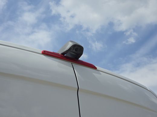 Mercedes-Benz Sprinter 315 1.9 CDI L2H2 RWD - Euro 6 - AUTOMAAT - 150 Pk - MBUX - ParkeerCamera - ActivLease financial lease