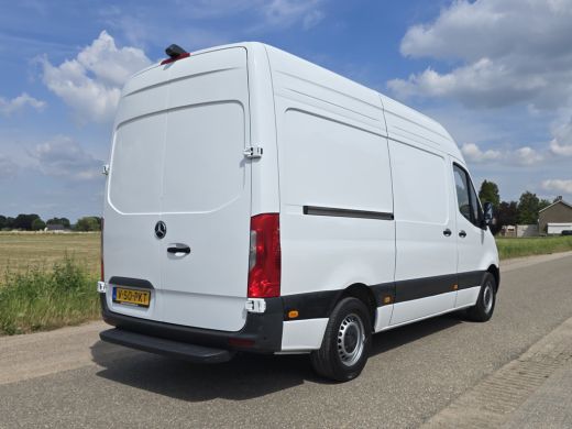 Mercedes-Benz Sprinter 315 1.9 CDI L2H2 RWD - Euro 6 - AUTOMAAT - 150 Pk - MBUX - ParkeerCamera - ActivLease financial lease