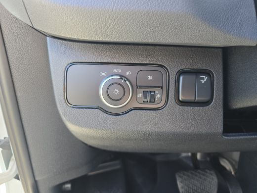 Mercedes-Benz Sprinter 515 CDI Bakwagen + Laadklep - AUTOMAAT - Euro 6 - 150 Pk - Airco - Cruise Control ActivLease financial lease