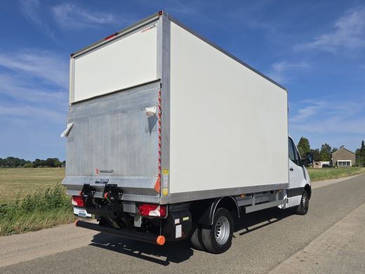 Mercedes-Benz Sprinter 515 CDI Bakwagen + Laadklep - AUTOMAAT - Euro 6 - 150 Pk - Airco - Cruise Control ActivLease financial lease