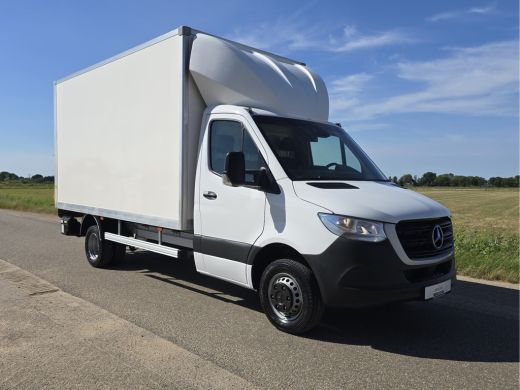 Mercedes-Benz Sprinter 515 CDI Bakwagen + Laadklep - AUTOMAAT - Euro 6 - 150 Pk - Airco - Cruise Control ActivLease financial lease