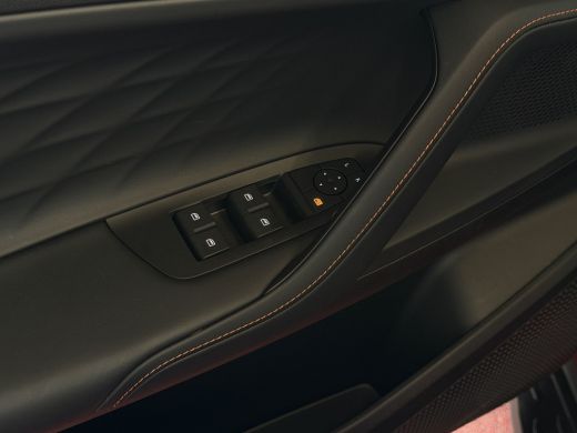 MG HS 1.5 TGDI LUXURY PHEV PLUG-IN HYBRIDE | LEER | 272PK NIEUWE AUTO | >1.000 KM TOTAAL BEREIK | 360&deg; ... ActivLease financial lease