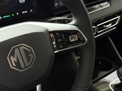 MG HS 1.5 TGDI LUXURY PHEV PLUG-IN HYBRIDE | LEER | 272PK NIEUWE AUTO | >1.000 KM TOTAAL BEREIK | 360&deg; ... ActivLease financial lease