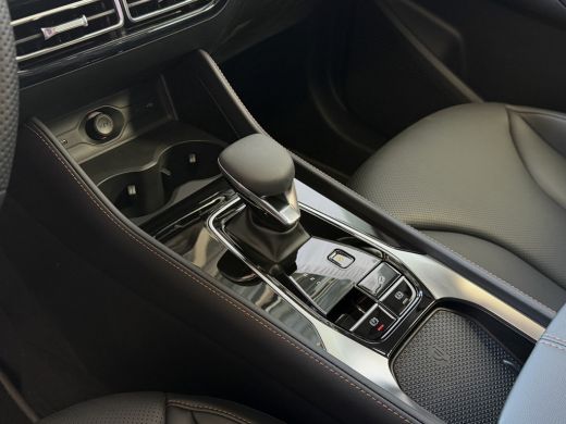 MG HS 1.5 TGDI LUXURY PHEV PLUG-IN HYBRIDE | LEER | 272PK NIEUWE AUTO | >1.000 KM TOTAAL BEREIK | 360&deg; ... ActivLease financial lease