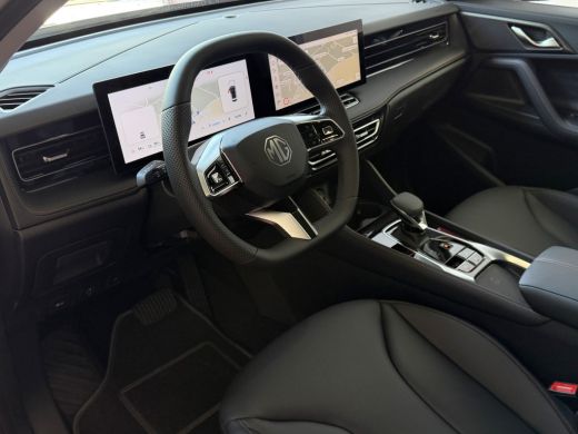 MG HS 1.5 TGDI LUXURY PHEV PLUG-IN HYBRIDE | LEER | 272PK NIEUWE AUTO | >1.000 KM TOTAAL BEREIK | 360&deg; ... ActivLease financial lease