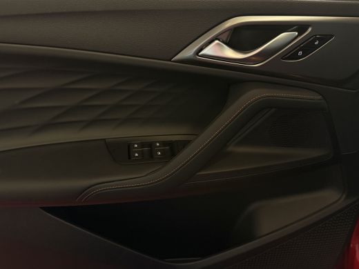 MG HS 1.5 TGDI LUXURY PHEV PLUG-IN HYBRIDE | LEER | 272PK NIEUWE AUTO | 100KM ELEK. BEREIK | 360&deg; CAMER... ActivLease financial lease