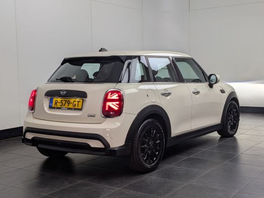 Mini One 1.5 One Business Edition | Camera | Half Leder | Navigatie | CarPlay | LED | 16" LMV | Camera | H... ActivLease financial lease
