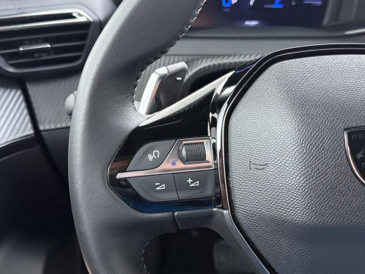 Peugeot 2008 1.2 Hybrid 136 Allure 19000 KM ! | ADAPTIVE CRUISE CONTROL | FULL LED | CAMERA VOOR & ACHTER | DI... ActivLease financial lease