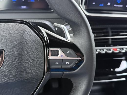 Peugeot 2008 1.2 Hybrid 136 Allure 19000 KM ! | ADAPTIVE CRUISE CONTROL | FULL LED | CAMERA VOOR & ACHTER | DI... ActivLease financial lease