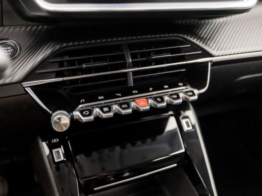 Peugeot 2008 1.2 PureTech Allure Pack 131Pk Automaat (VIRTUAL COCKPIT, APPLE CARPLAY, GROOT NAVI, 360 CAMERA, ... ActivLease financial lease
