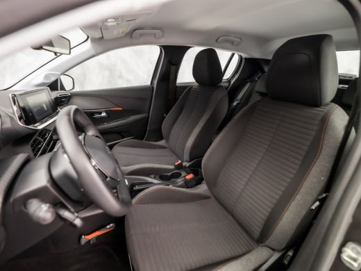 Peugeot 208 1.2 PureTech Sport (APPLE CARPLAY, NAVIGATIE, CRUISE, SPORTSTOELEN, LANE ASSIST, NIEUWE APK, NIEU... ActivLease financial lease