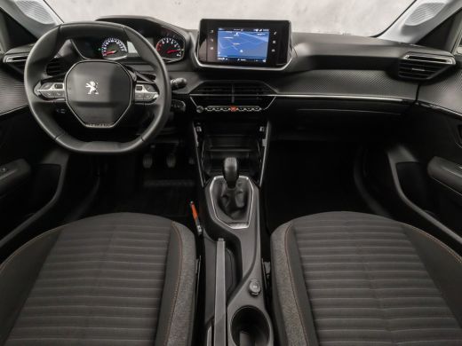 Peugeot 208 1.2 PureTech Sport (APPLE CARPLAY, NAVIGATIE, CRUISE, SPORTSTOELEN, LANE ASSIST, NIEUWE APK, NIEU... ActivLease financial lease