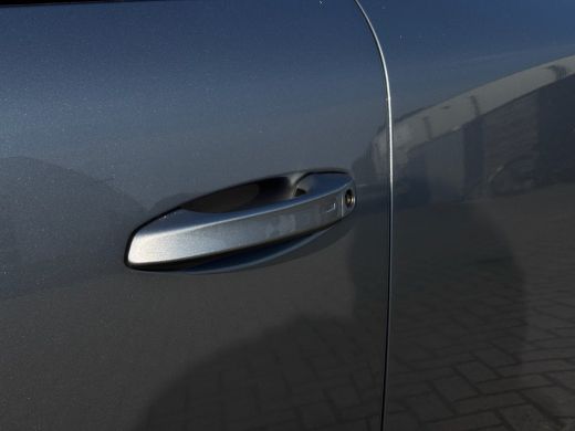 Peugeot 308 SW 1.6 Plug-in Hybrid 180 Allure Avantage 360&deg; camera | AGR bestuurdersstoel | Adaptieve Cruise C... ActivLease financial lease