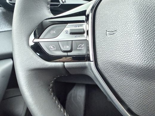 Peugeot 308 SW | Demo Deal | 1.2 Hybrid 145 e-DCS6 Allure | Cruise control adaptief met Stop&Go | Full-LED ko... ActivLease financial lease