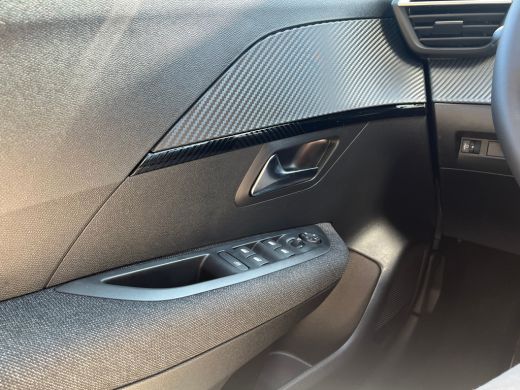 Peugeot e-208 EV Business 50 kWh VOORRAAD ACTIE | 8 JAAR GARANTIE | Achteruitrijcamera | Apple Carplay/Android ... ActivLease financial lease