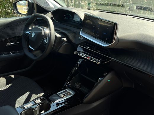 Peugeot e-208 EV Business 50 kWh VOORRAAD ACTIE | 8 JAAR GARANTIE | Achteruitrijcamera | Apple Carplay/Android ... ActivLease financial lease