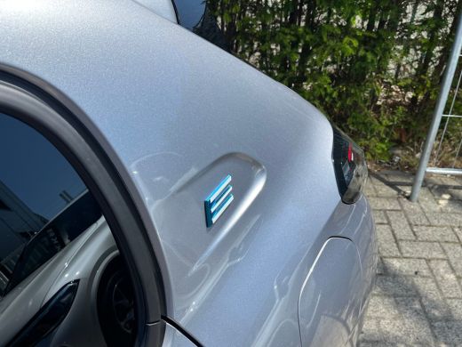 Peugeot e-208 EV Business 50 kWh VOORRAAD ACTIE | 8 JAAR GARANTIE | Achteruitrijcamera | Apple Carplay/Android ... ActivLease financial lease