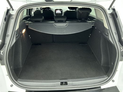 Renault Clio Estate 0.9 TCe Limited 90PK / Airco / Navigatie / Radio multimedia / Parkeer sensoren / Apk 06-2028 ActivLease financial lease