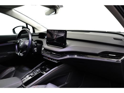 Skoda Enyaq iV 80 First Edition 204 PK Achteruitrijcamera | Wegklapbare trekhaak | Dodehoek detectie | Warmtepomp ActivLease financial lease