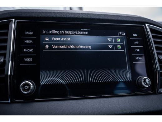 Skoda Karoq 1.0 TSI Business Edition | Achteruitrijcamera | Apple Carplay/Android Auto|telefoonintegratie pre... ActivLease financial lease