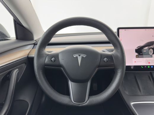 Tesla Model 3 Standard RWD Plus 60 kWh [3-Fase-11kW] (INCL-BTW) Aut. *PANO | AUTOPILOT | LEATHER | KEYLESS | FU... ActivLease financial lease