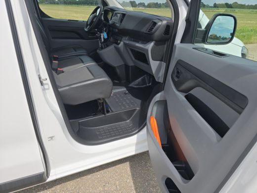 Toyota ProAce 2.0 D-4D Professional Long - Euro 6 - 145 Pk - Airco - Cruise Control ActivLease financial lease