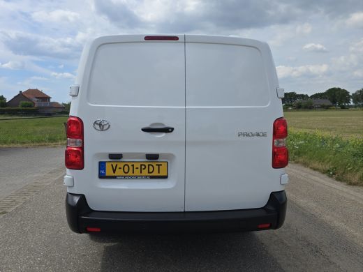 Toyota ProAce 2.0 D-4D Professional Long - Euro 6 - 145 Pk - Airco - Cruise Control ActivLease financial lease