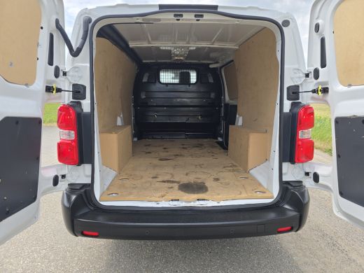 Toyota ProAce 2.0 D-4D Professional Long - Euro 6 - 145 Pk - Airco - Cruise Control ActivLease financial lease
